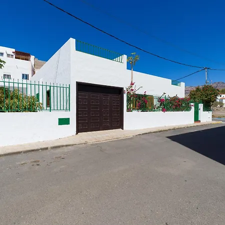 In Near Playa Del Juncal